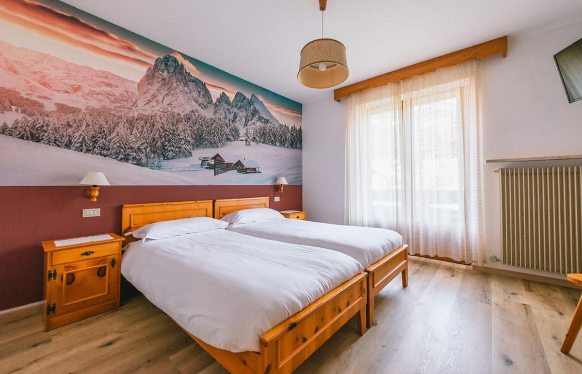 Hotel Garni Rosengarten Pera Екстериор снимка